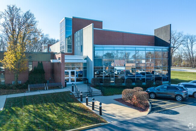 Center for Academics & Technology is located in Calumet City, IL.