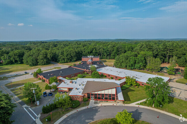 General John Nixon Elementary School campus overview in Lincoln Sudbury.