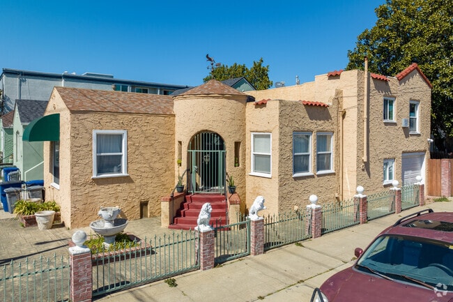 Old San Leandro has various styles of homes to choose from.