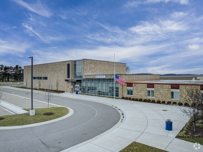 Alaiedon Elementary School, Front Entrance