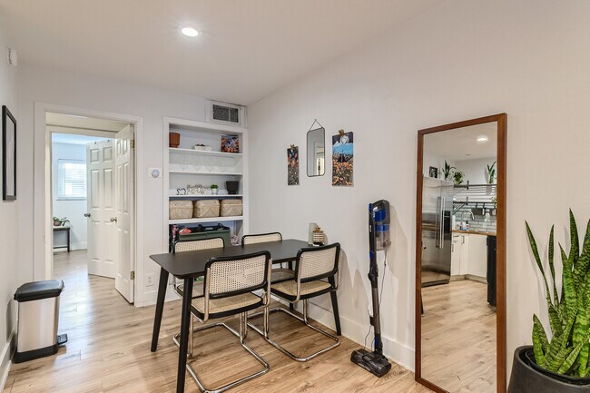 1304 Summit St unit 114, Austin, TX 78741 - photo 6