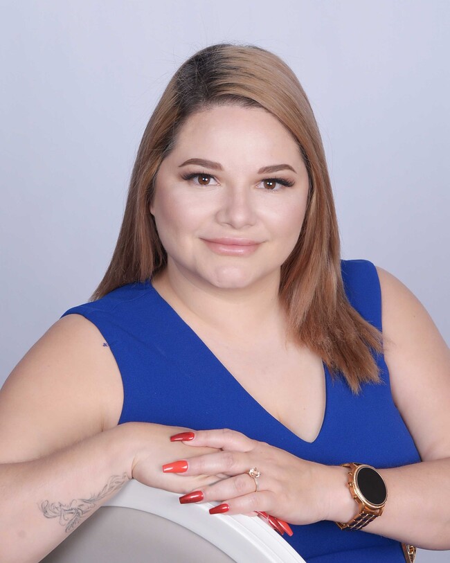 Agent Photo