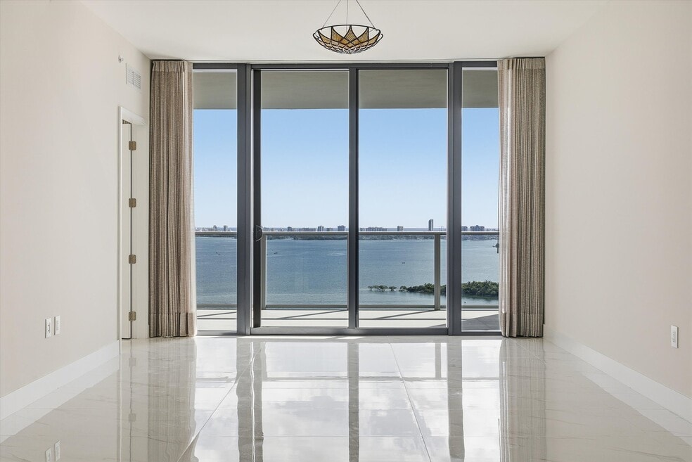 Aria Reserve - Aria Reserve Miami unit 2405, Miami, FL 33137 - photo 1