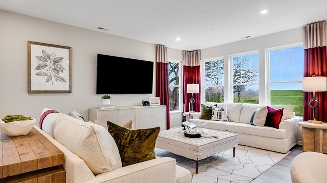 483 Carpathian Dr unit 36033698, Crystal Lake, IL 60012 - photo 7