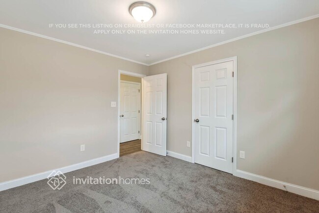 4829 Westridge Dr, Charlotte, NC 28208 - photo 7