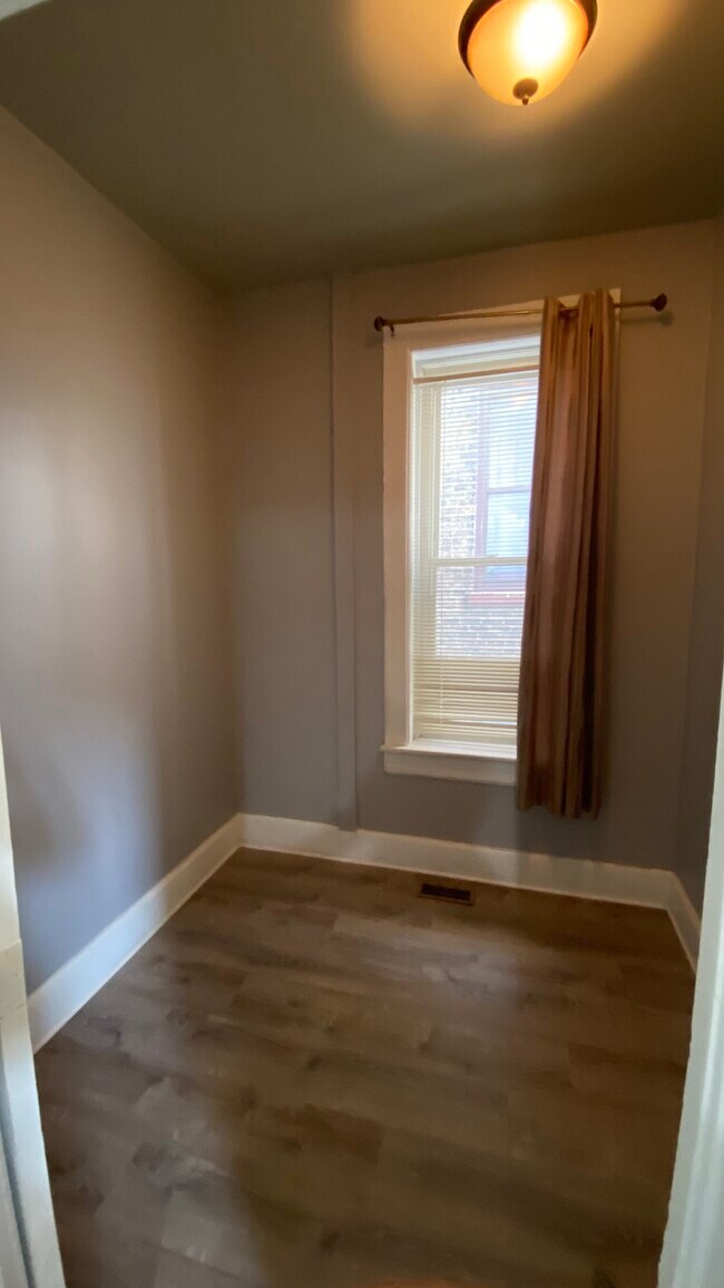 Small Bed Room