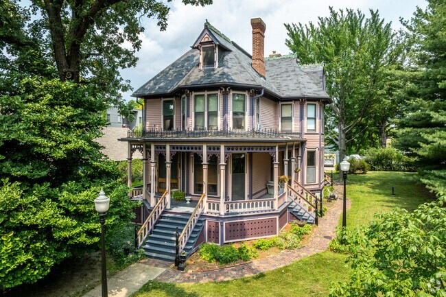 Grand and ornate Victorian homes are what Sherman Hill is known for.
