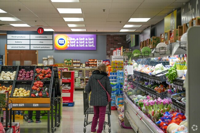 Enjoy the variety of fresh produce at Save a Lot Foods in Porter County.