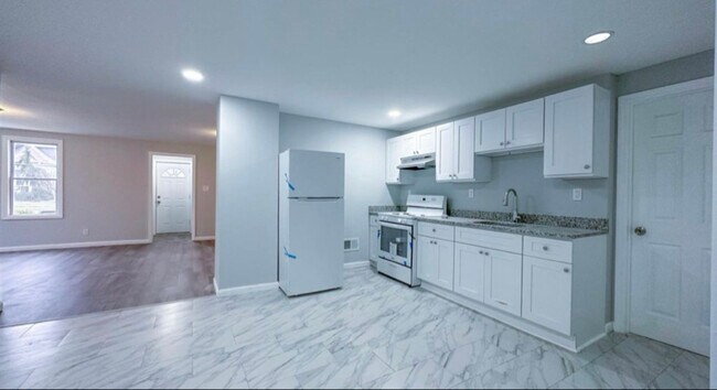 17 Pearl St unit 1, Newfield, NJ 08344 - photo 5