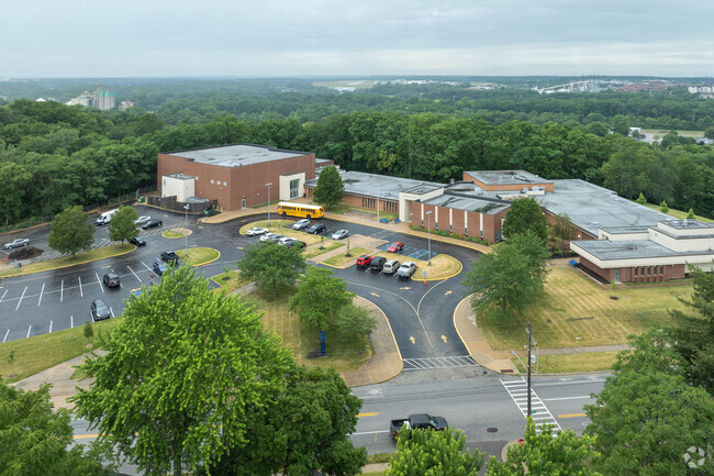 Thomas Miller Public Elementary School serves kids kindergarten through 8th grade in Lafayette.