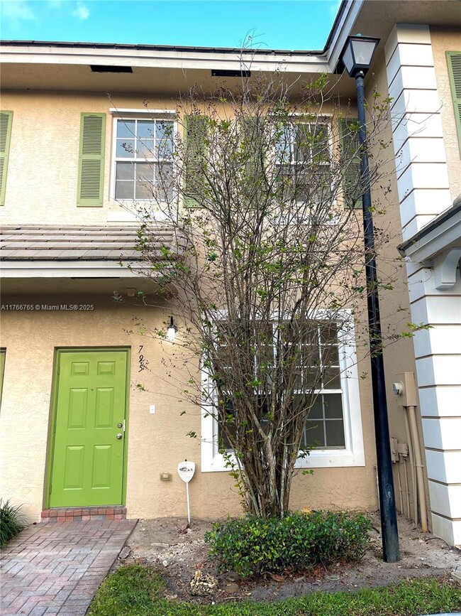 795 NW 42nd Ave, Plantation, FL 33317