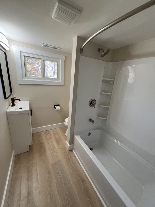 3367 Parnell Dr, Akron, OH 44319 - photo 4