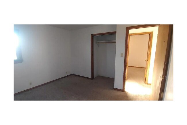 5950 N 69th St unit 5952, Milwaukee, WI 53218 - photo 7