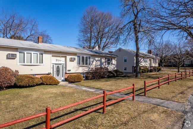 Discover the classic raised ranch homes in Geneva, North Providence.