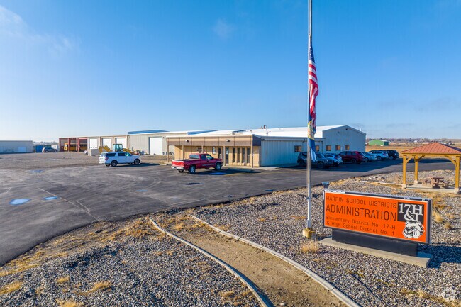 Students thrive academically and socially at Hardin Elementary School every day.