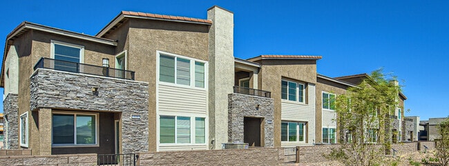 Highpointe Black Mountain Ranch Streetscape 1of2