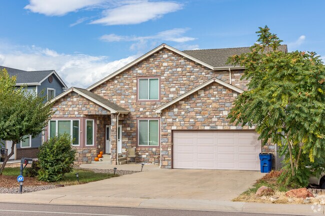 Craftsman-style homes in Shaw Heights have intricate brick designs.