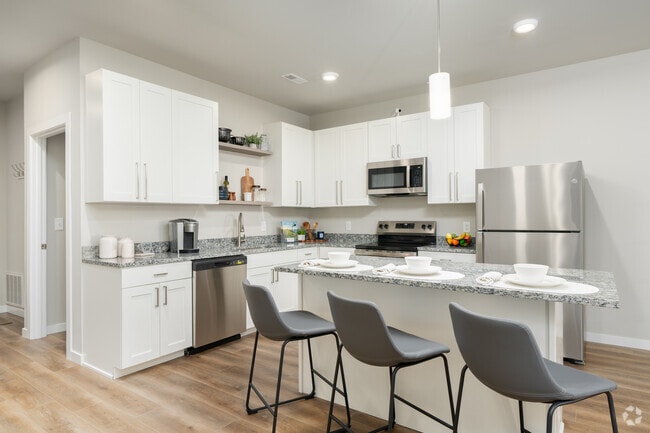 2BR, 2BA - 1,283SF - Kitchen