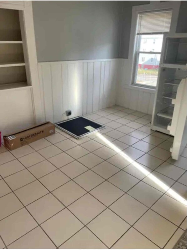 2 Sturgis St unit 3, Worcester, MA 01605 - photo 6