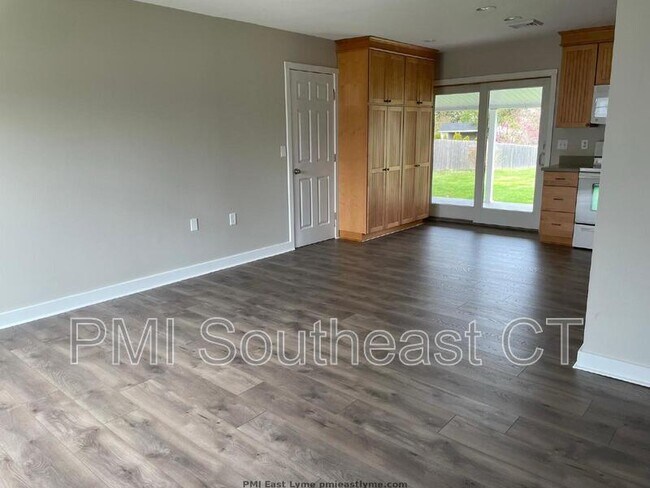 22 Luce Ave, Niantic, CT 06357 - photo 6