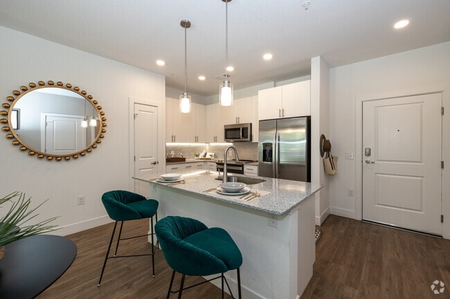 2BR, 2BA - 1,133SF - Kitchen