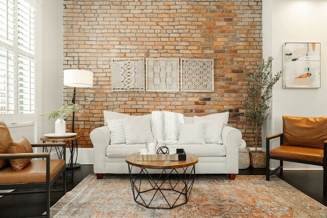 1354 Broadway unit ID1056136P, Cincinnati, OH 45202 - photo 2