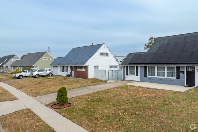 Homes in Junewood mostly follow one of six basic models, including Cape Cods.