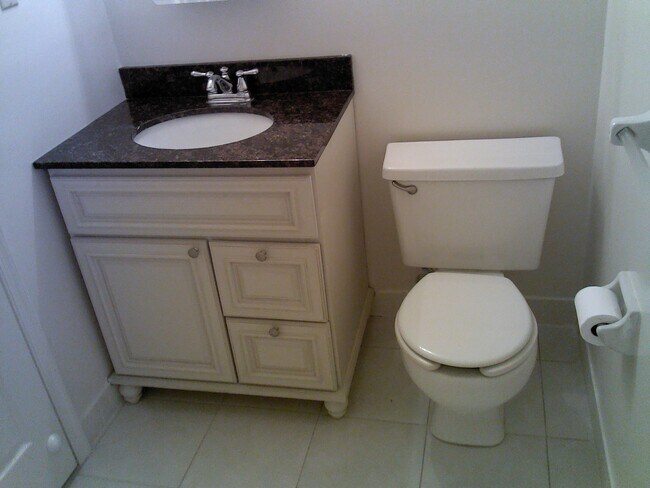 7827 Bradford St unit 7827-A, Philadelphia, PA 19152 - photo 5