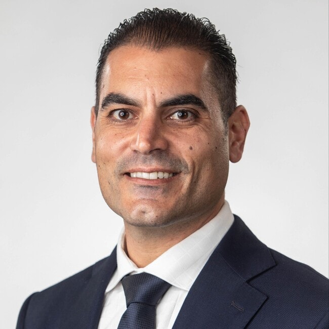 Agent Photo