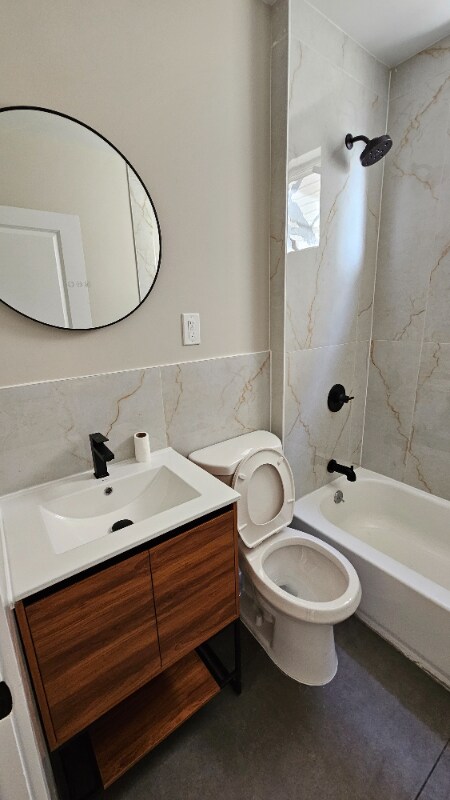 378 E 18th St unit 3, Paterson, NJ 07524 - photo 6