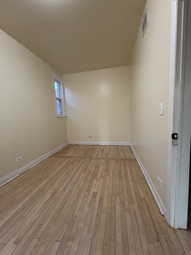 2423 S 57th Ct unit 1, Cicero, IL 60804 - photo 5