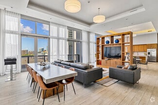 117 SW 10th St, Miami, FL 33130