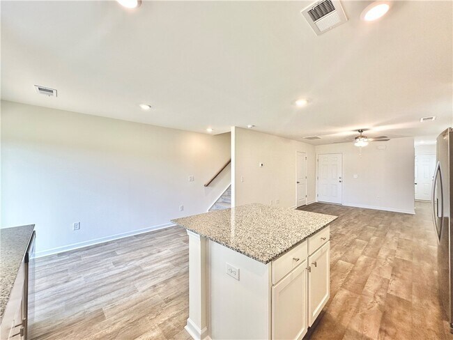 530 Seaborn Cir, Pendleton, SC 29670 - photo 6