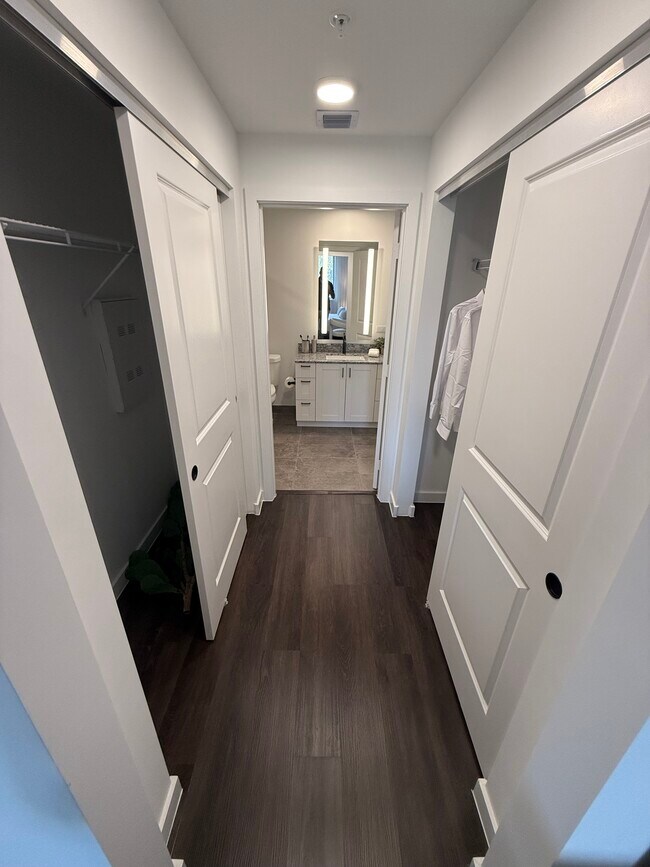 3909 N 30th Terrace unit B, Hollywood, FL 33021 - photo 4