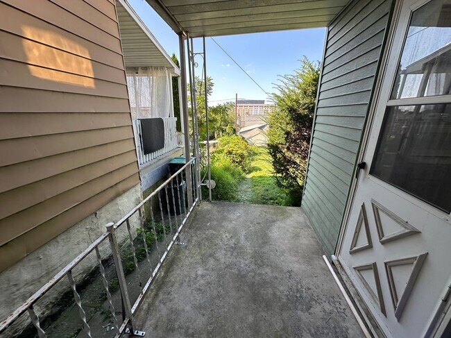 1211 Mechanic St, Bethlehem, PA 18015 - photo 6