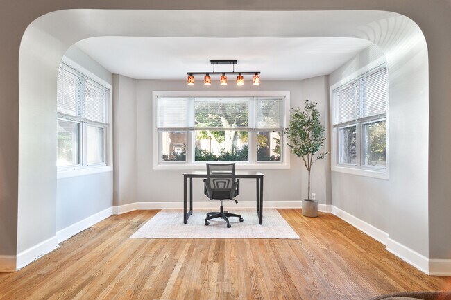 3617 N Whipple St unit 1, Chicago, IL 60618 - photo 6