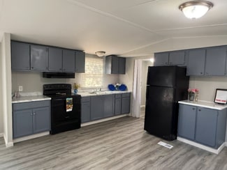 4916 Brown Station Rd, Columbia, MO 65202