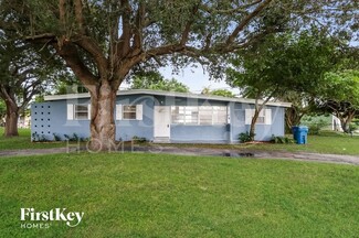11574 Oleander Dr, Royal Palm Beach, FL 33411