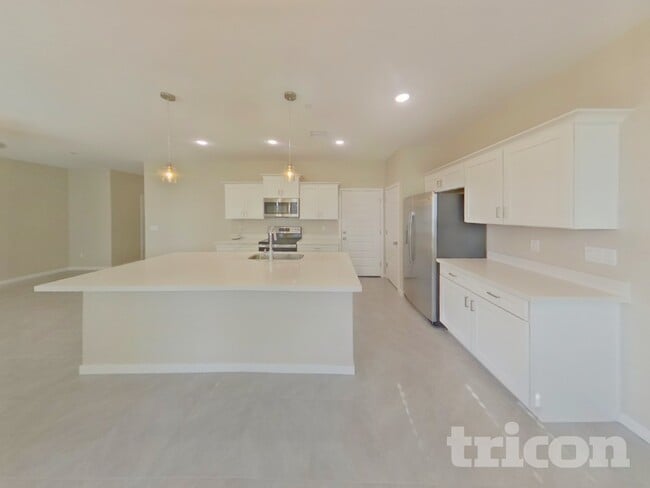 1330 N Parkcrest Cir, Mesa, AZ 85205 - photo 3