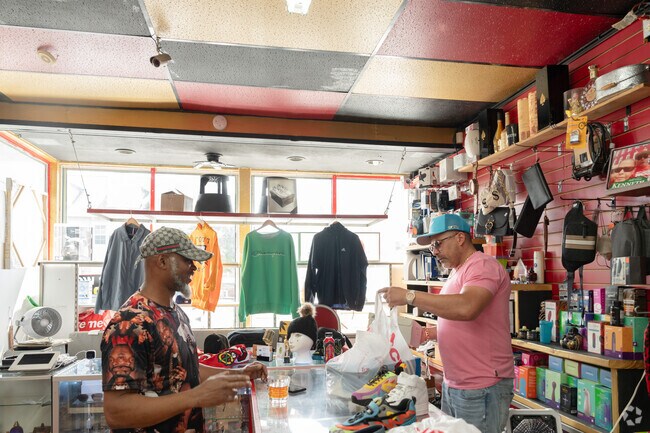 Mighty Fine Fashions in Columbus also has some common household electronics.