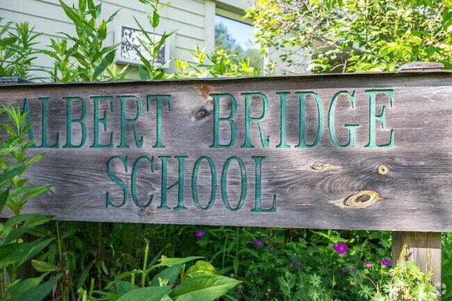 Welcome to Albert Bridge School in West Windsor.