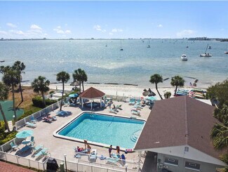 3620 41st Way S Unit E, Saint Petersburg, FL 33711