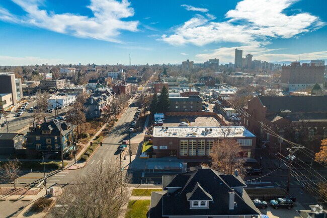 L'École de Denver is a private pre-K and middle school in City Park West, Denver.