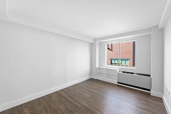 354 E 91st St unit 501, New York, NY 10128 - photo 6
