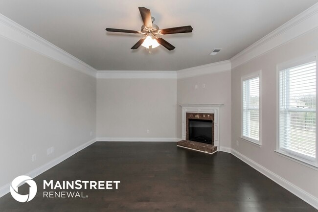 253 Union Station Dr, Calera, AL 35040 - photo 2