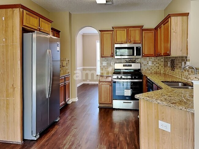 812 Andora Way SW, Marietta, GA 30064 - photo 3