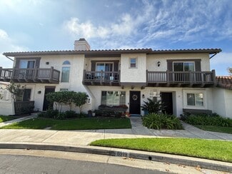 6917 Pear Tree Dr, Carlsbad, CA 92011
