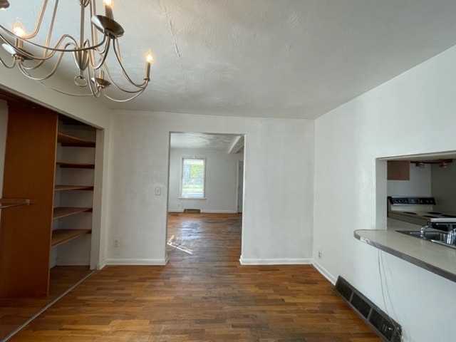 1343 E Bowman St, South Bend, IN 46613 - photo 5