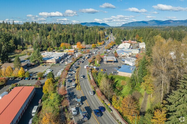 Head minutes from Dorre Don, to downtown Maple Valley for a wide array of shopping options.