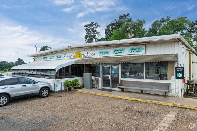 Sunrise Cookies is a local favorite in Gloster-Kickapoo for fresh baked treats every morning.